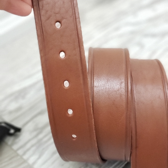 ***SOLD****100% Authentic YSL dark brown belt 31inches/80cm - Picture 7 of 8